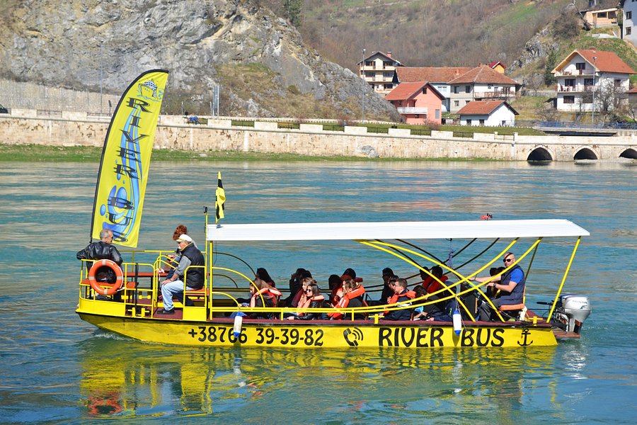 Short Boat Rides On The Drina River image