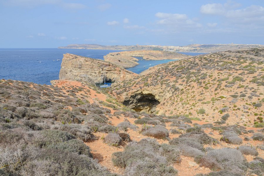 L-Għar ta' Bla Saqaf image