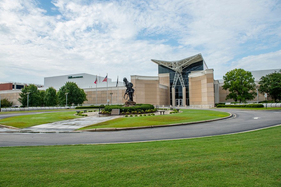 Airborne and Special Operations Museum image