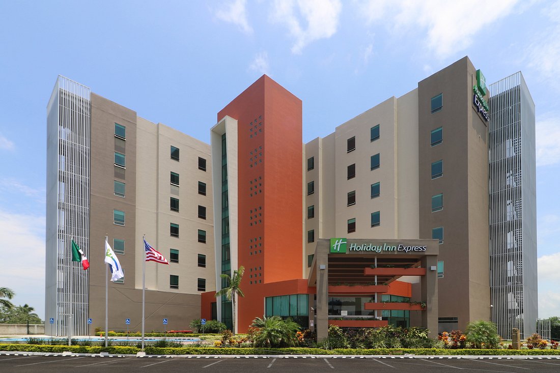 Things To Do in Holiday Inn Express Tuxpan, Restaurants in Holiday Inn Express Tuxpan