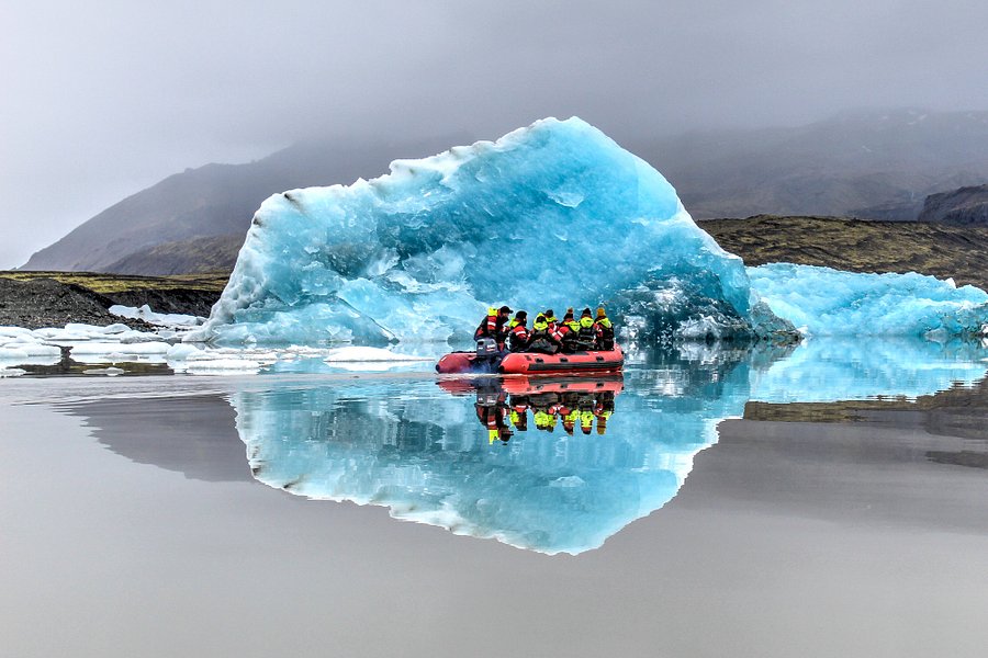 Fjallsarlon Iceberg Boat Tours image