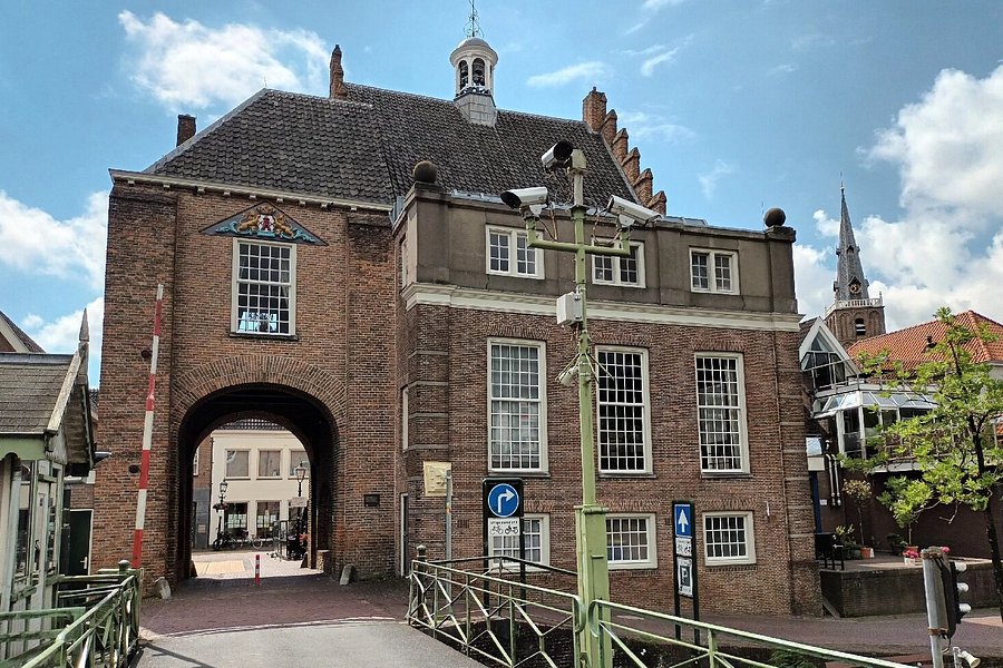 Voormalig Stadhuis Montfoort (14e Eeuw) image