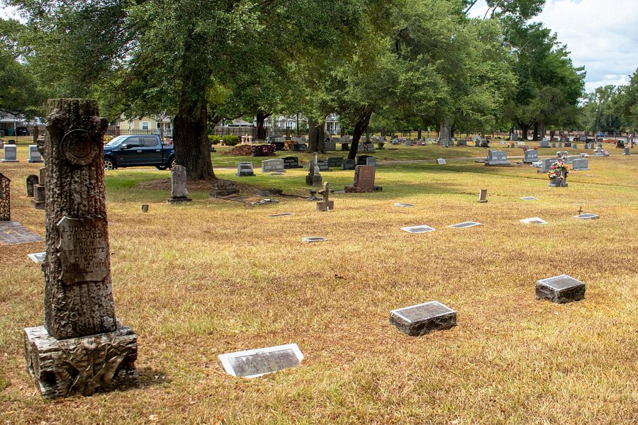 Liberty Catholic Cemetery image