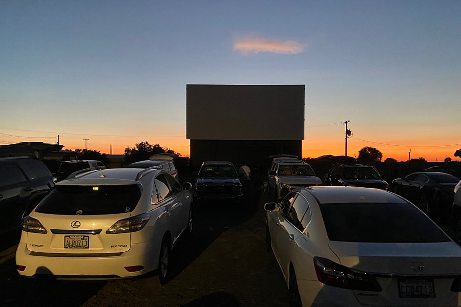 Milton Freewater Drive-in Movie Theater image
