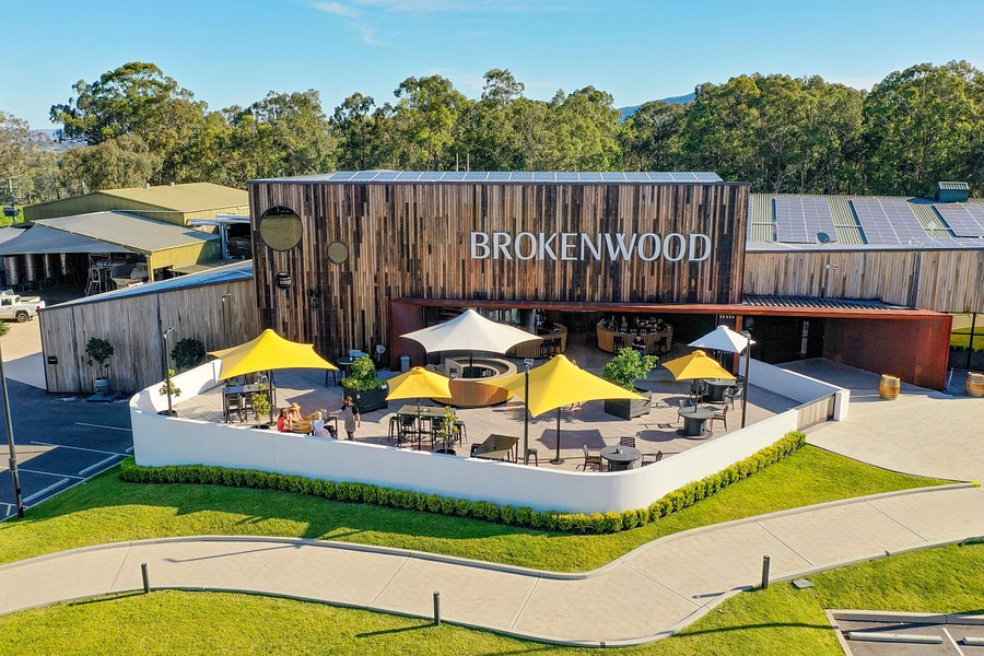 Brokenwood Wines image