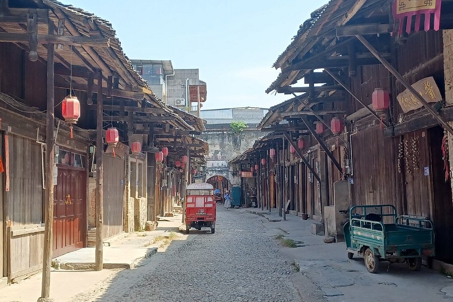 Dayu Ancient Town image