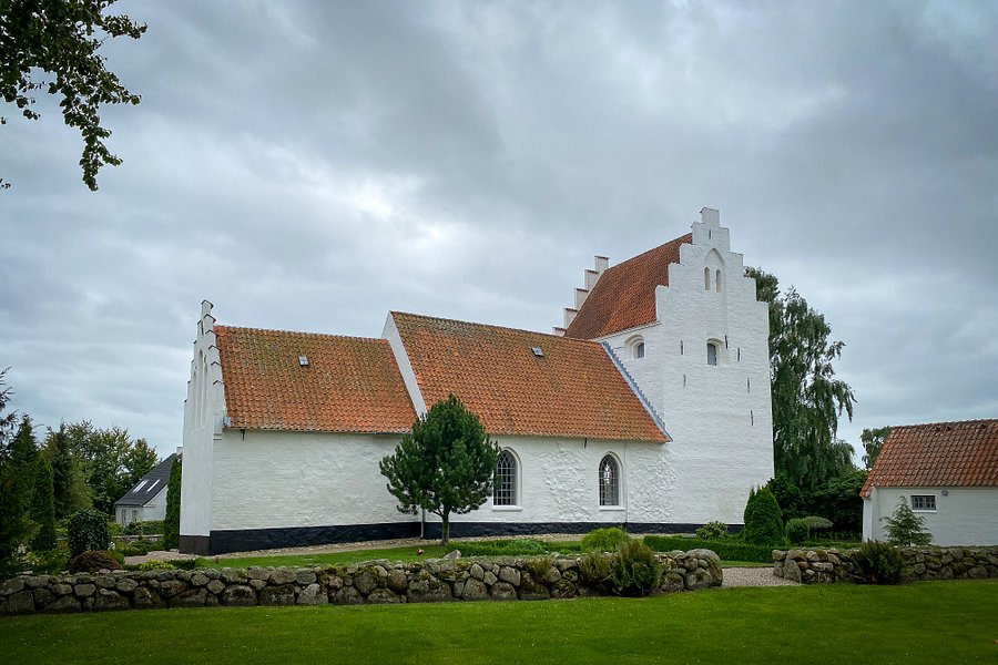 Sollested Kirke I Assens Kommune image