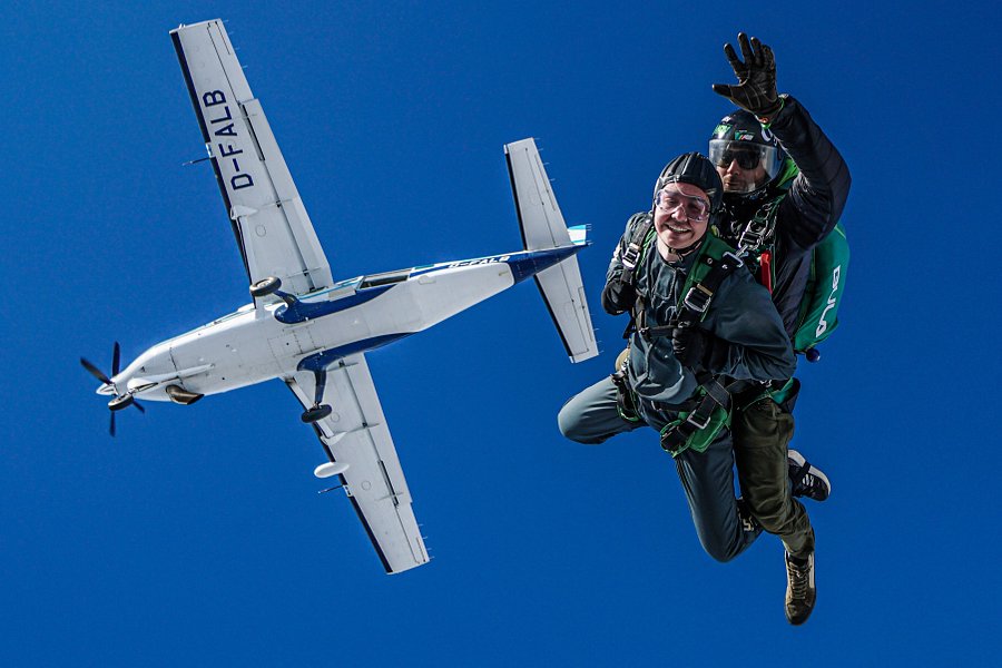 Skydive Voss image
