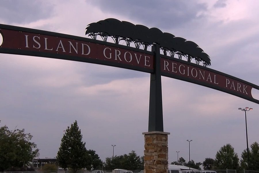 Island Grove Park image