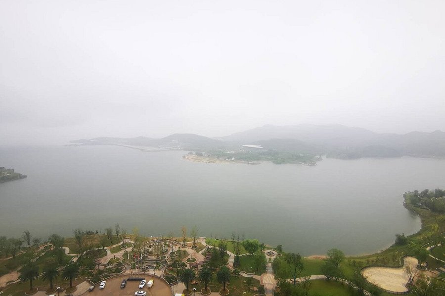 Xueye Lake image
