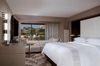 Hotel photo 22 of Beverly Hills Marriott.