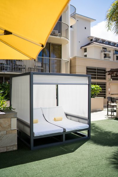 Hotel photo 21 of Embassy Suites by Hilton Waikiki Beach Walk.