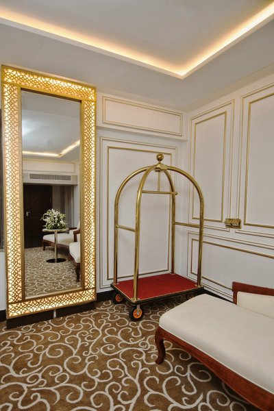 Hotel photo 1 of Royal Swiss Lahore.