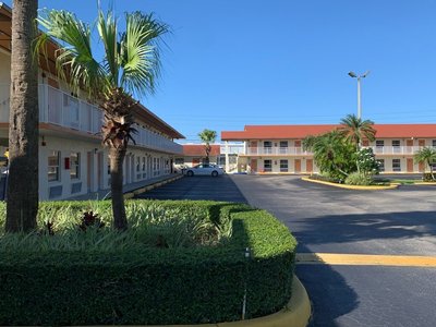 Hotel photo 29 of Fairway Inn Florida City.