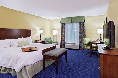 Hotel photo 7 of Hampton Inn & Suites Knoxville - Turkey Creek / Farragut.