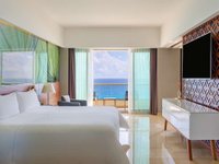 Hotel photo 16 of Live Aqua Beach Resort Cancun.