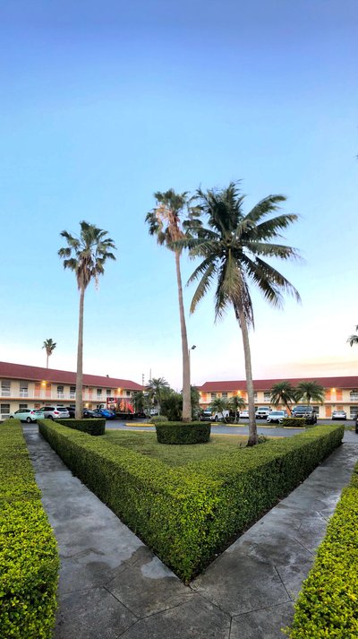 Hotel photo 6 of Fairway Inn Florida City.