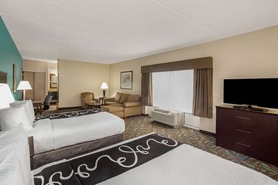 Hotel photo 15 of Comfort Inn & Suites Sarasota I75.