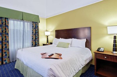 Hotel photo 11 of Hampton Inn & Suites Knoxville - Turkey Creek / Farragut.