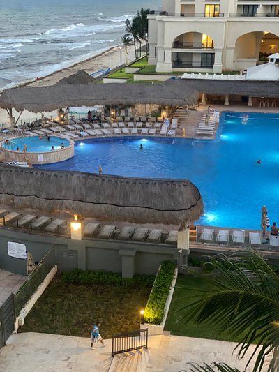 Hotel photo 4 of Marriott Cancun Resort.