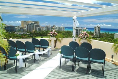 Hotel photo 1 of DoubleTree by Hilton Alana - Waikiki Beach.